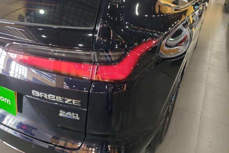 Used Honda Breeze 2023 240TURBO Two-Wheel-Drive Luxury Edition 5 Seats