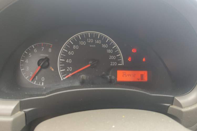 Used Nissan Sunny 2014 1.5XE Manual Comfort Edition
