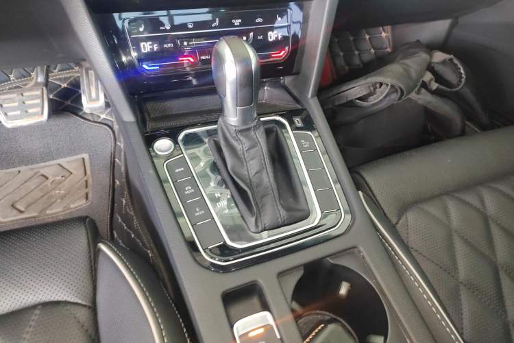 Used Volkswagen Magotan GTE Plug-in Hybrid 2022 GTE Luxury Model