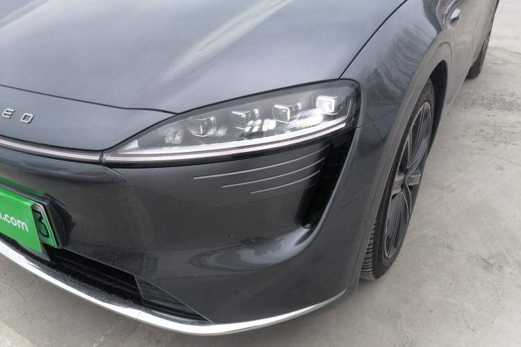 Used Hima Luxeed R7 2025 Extended-Range 331km Ultra