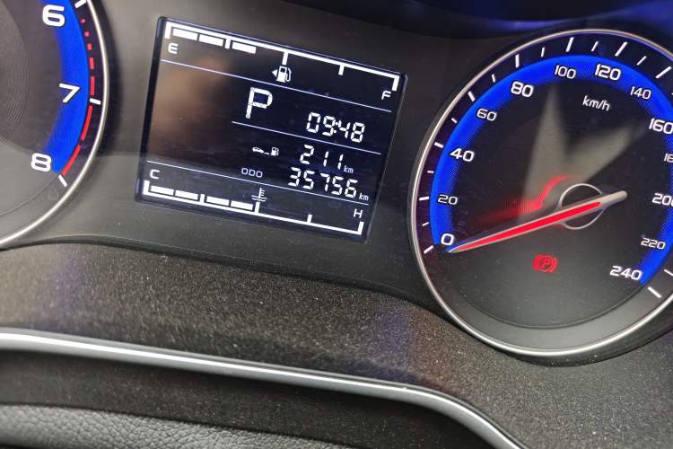 Used Geely Auto Vision 2020 Revised Version 1.5L CVT Asian Games Edition Odometer Close Up