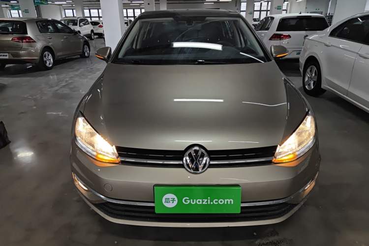 Used Volkswagen Golf 2019 200TSI DSG Comfort & Ambition Edition China VI Standard
