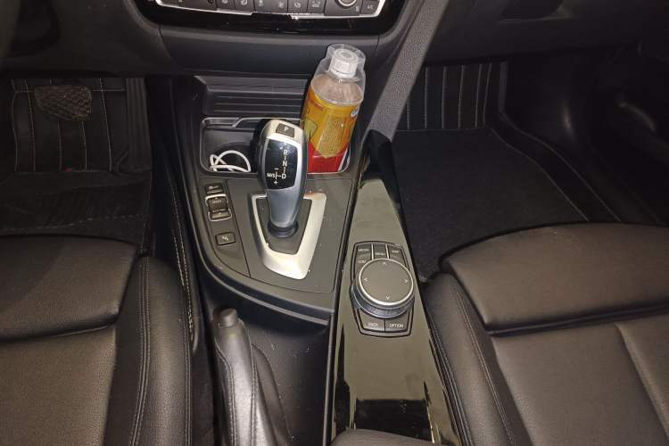 Used BMW 3 Series GT 2020 320i M Sport Package Gear Lever