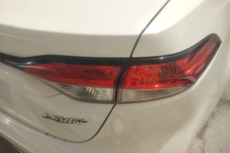 Used Toyota Levin 2022 Facelift TNGA 1.5L CVT Progressive Edition Right Rear Taillight