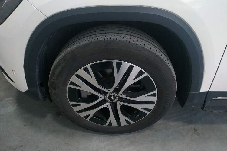 Used Mercedes-Benz GLA 2024 GLA 220 Left Front Wheel Hub