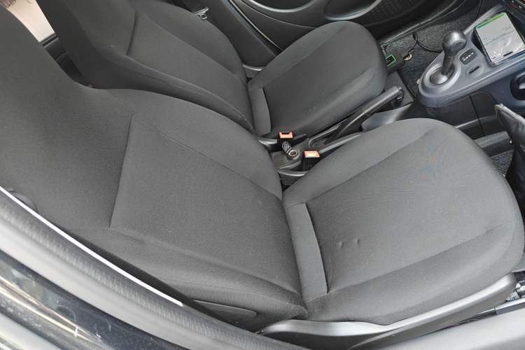 Used smart forfour 2016 1.0L 52 kW Dynamic Edition Right Front Seat