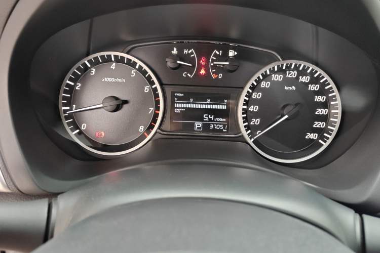 Used Nissan Sylphy 2022 Classic 1.6XL CVT Luxury Edition Odometer Close Up