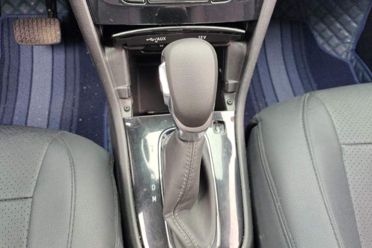 Used Buick Encore 2017 18T Automatic Two-Wheel Drive Urban Leading Model