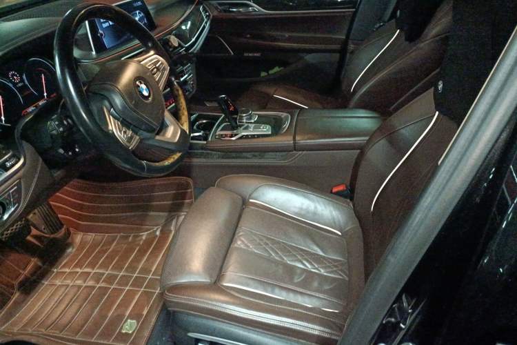 Used BMW 7 Series 2017 730Li Luxury Model