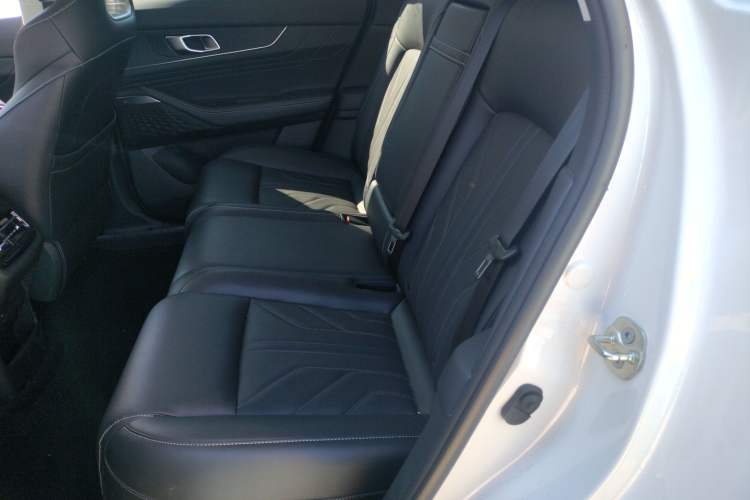 Used Changan UNI-K iDD 2024 Chuzhi iDD 1.5T 135km Smart & Fun Model
