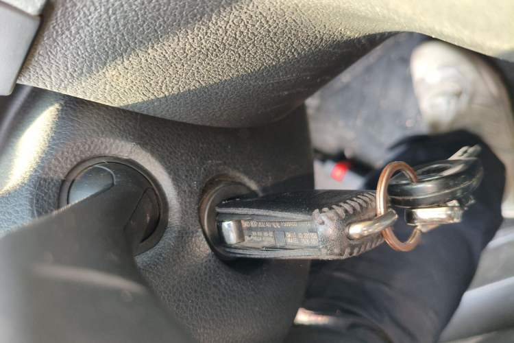 Used Volkswagen Tiguan 2013 1.8TSI Manual Two-Wheel Drive Trend Edition Interior 1