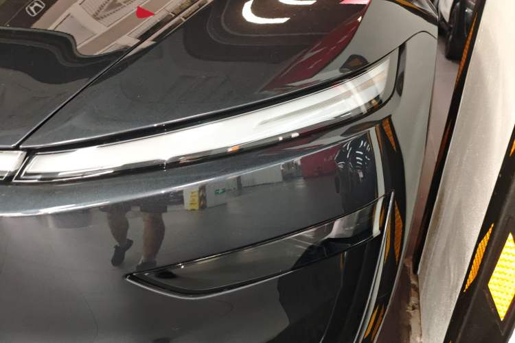 Used Tesla Model Y 2025 Rear-Wheel-Drive Version Left Front Headlight