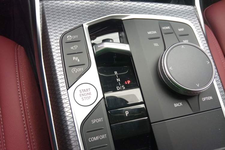 Used BMW 3 Series 2025 330Li M Sport Shadowline Package
