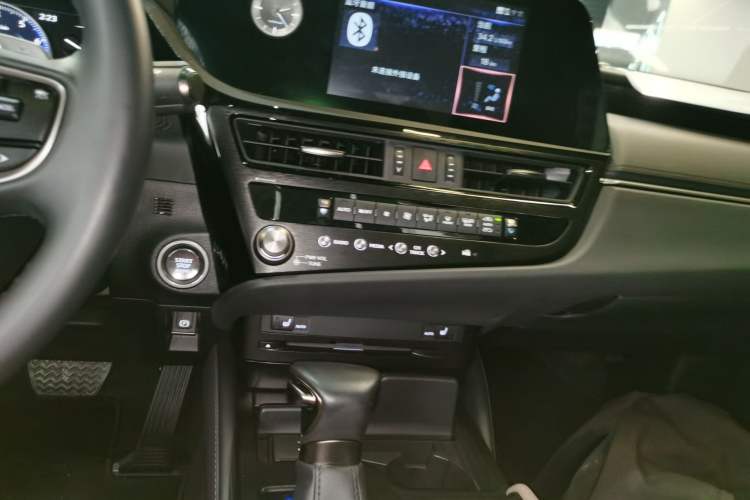 Used Lexus ES 2021 200 Excellence Edition