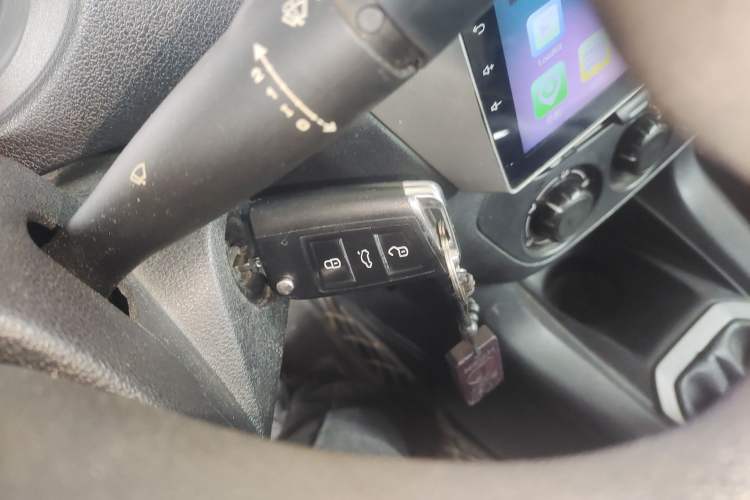 Used Citroen Elysee 2014 1.6L Manual Fashion Model CNG
