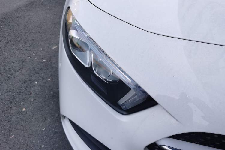 Used Mercedes-Benz A-Class 2022 Revised Version A 200 L Sport Sedan Fashionable Style