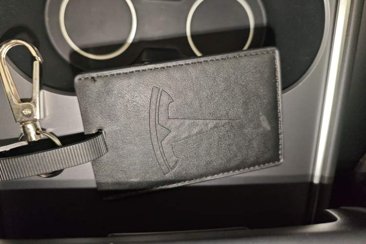 Used Tesla Model 3 2022 Performance High-Performance All-Wheel-Drive Version Interior 1