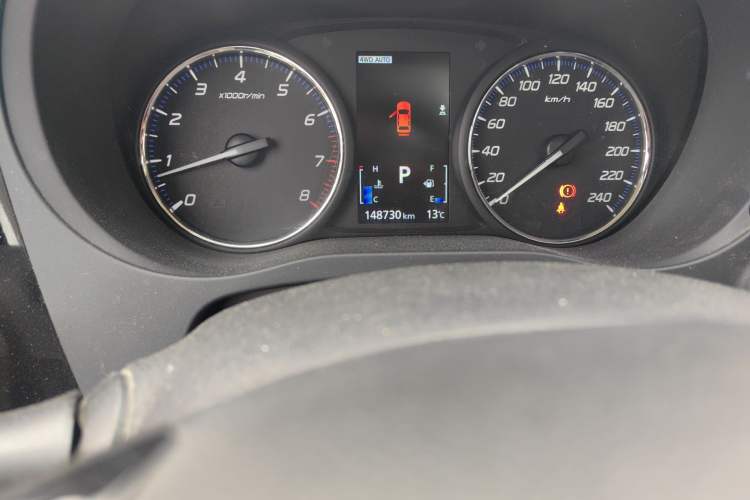 Used Mitsubishi Outlander 2016 2.4L 4x4 Luxury Edition 7-Seater