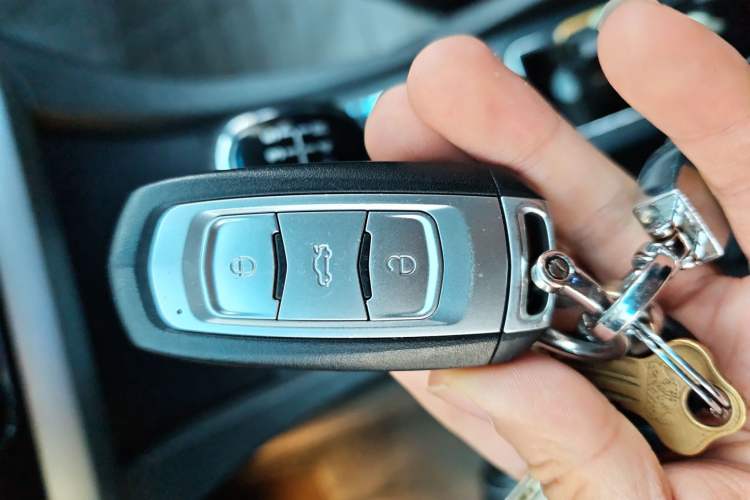 Used Geely Auto Emgrand 2016 Sedan 1.5L Manual Upward Edition