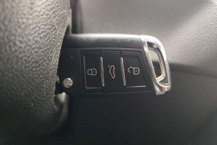 Used Volkswagen T-Cross 2023 1.5L Automatic Fashion Edition Vehicle Key