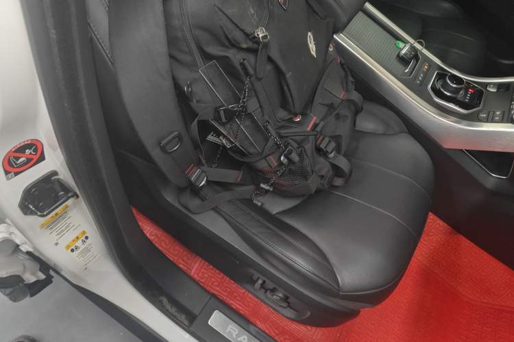 Used Land Rover Range Evoque 2018 240 PS SE Smart Brilliance Edition