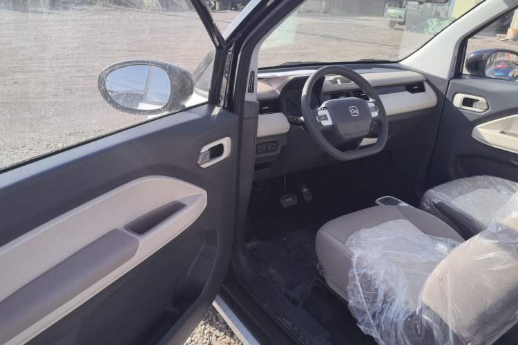 Used Chery QQ Ice Cream 2024 Edition Youth Version 205km Sundae Driver Seat