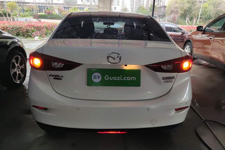 Used Mazda 3 Axela 2019 Cloud-Controlled Version Sedan 1.5L Automatic Comfort Trim China V Standard Rear
