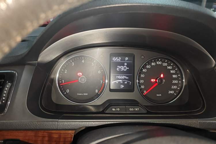 Used Volkswagen Lavida 2013 Revised Version 1.4 TSI DSG Comfort Edition