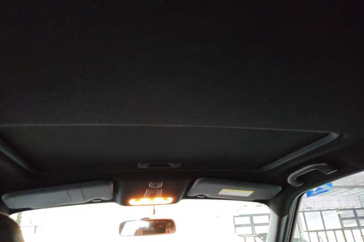 Used Infiniti ESQ 2014 1.6L Spontaneous Edition
