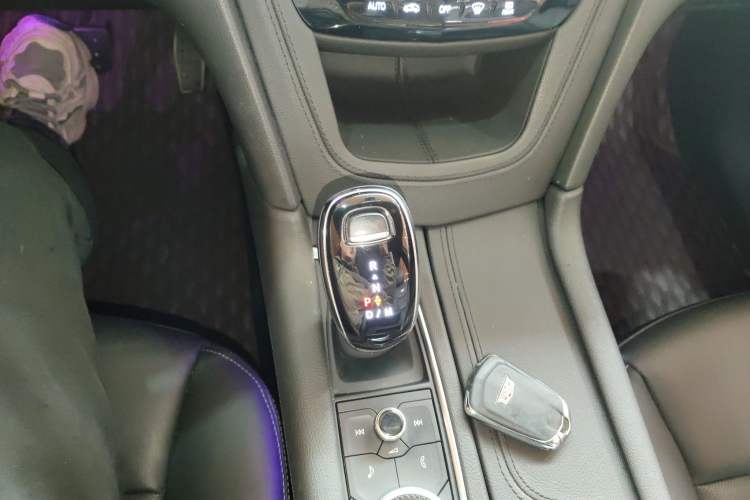 Used Cadillac XT6 2022 2.0T 7-Seater Four-Wheel Drive Luxury Version
