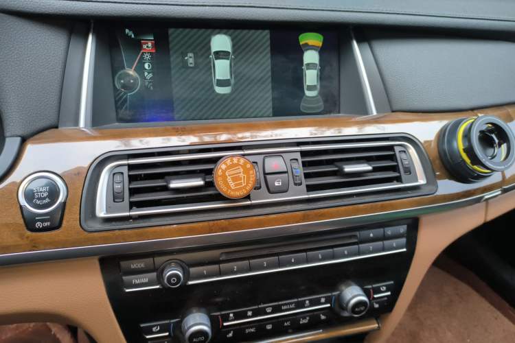 Used BMW 7 Series 2013 740Li Luxury Model Audio And AC Panel