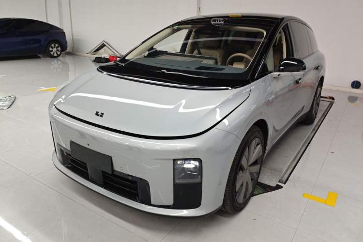 Used Li Auto i8 2025 Model Standard Version