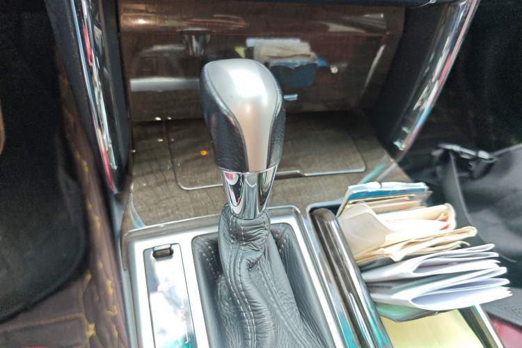 Used Toyota Reiz 2013 2.5V Shangrui Edition Gear Lever