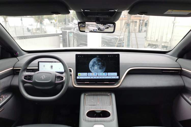 Used Dongfeng eπ eπ008 2024 210Max Range-Extended Version 6 Seats