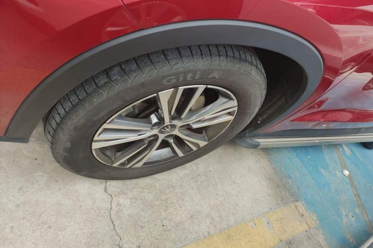 Used BYD Song Pro 2019 1.5T Automatic Elite Edition Left Front Wheel Hub