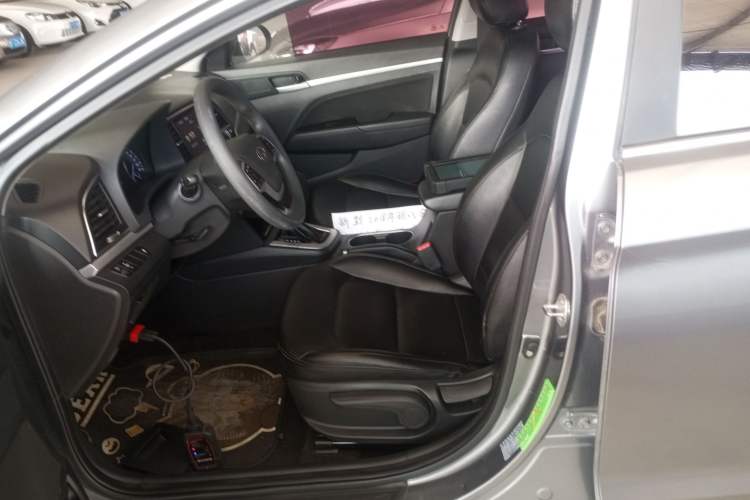 Used Hyundai Elantra (6th Generation / Lingdong) 2016 1.6L Automatic ZhiXuan – Elite Version
