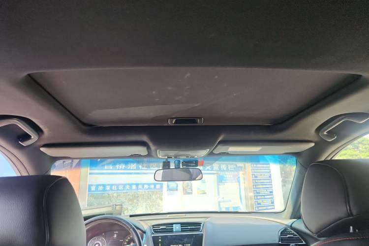 Used Acura CDX 2021 1.5T Two-Wheel Drive Luxury · A-Spec Sport Model
