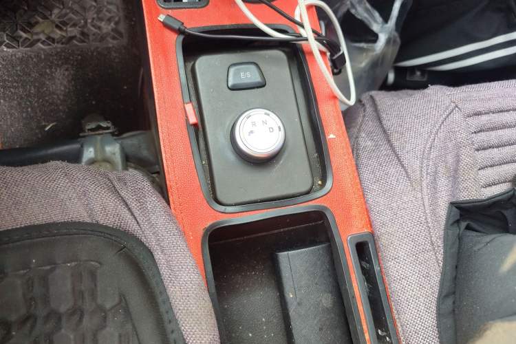 Used Wuling Rongguang EV 2020 Enclosed Window Version Base Model 2 Seats 300 KM
