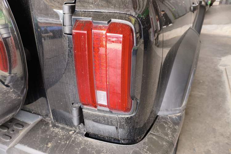 Used Tank 300 2021 Off-Road Edition 2.0T Challenger Right Rear Taillight