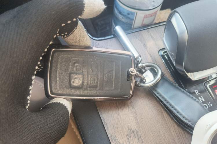 Used Land Rover Discovery Sport 2025 249 PS Performance Tech Edition Vehicle Key