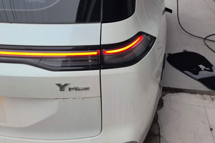 Used AION Y 2023 Plus 510 Smart Edition