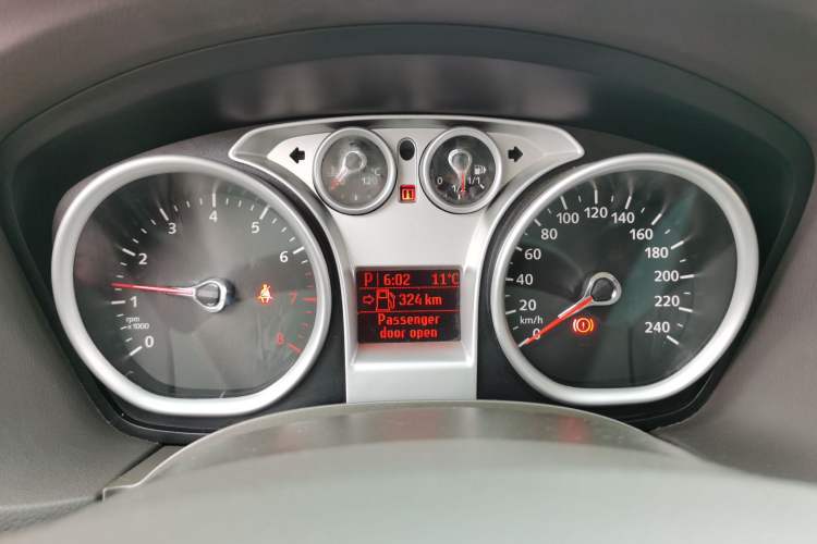 Used Ford Focus 2013 Hatchback Classic 1.8L Automatic Fashion Edition Instrument Cluster