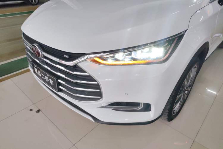 Used BYD Tang 2019 2.0T Automatic SmartConnect Luxury 7-Seater China VI Standard
