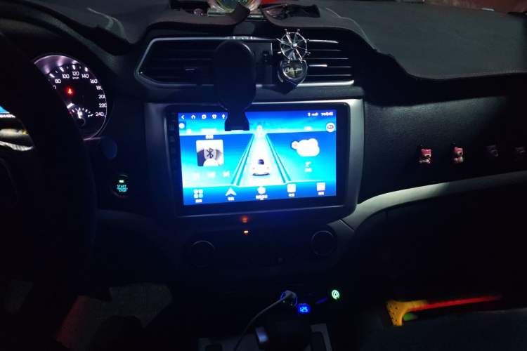 Used Haval H6 Coupe 2018 Blue Label 1.5T Automatic Two-Wheel Drive Luxury Model Audio And AC Panel