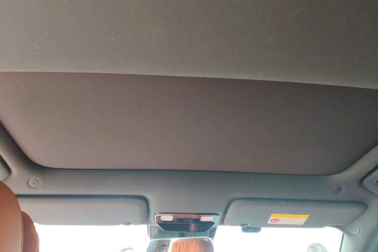 Used Li Auto L7 2023 Pro Model Headliner