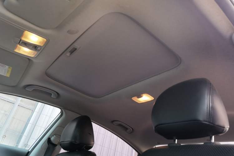 Used Hyundai Elantra (5th Generation / Langdong) 2016 1.6L Manual Luxury Model Headliner