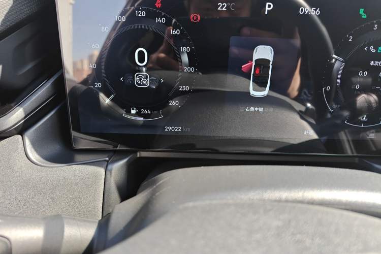 Used Lynk & Co 03 2023 2.0TD DCT JingPro Odometer Close Up