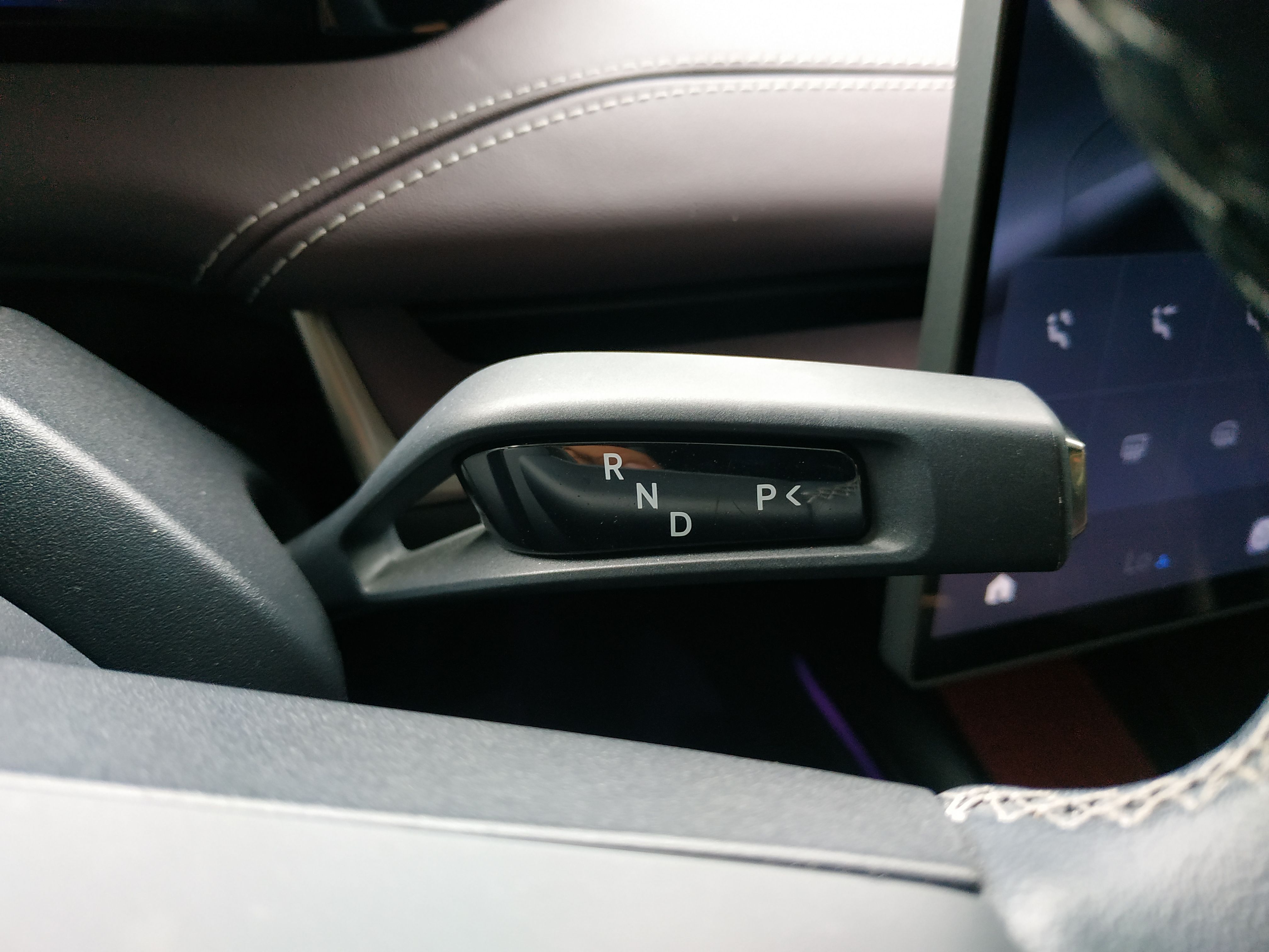 Xiaomi Auto SU7 2024 Rear-Drive Ultra-Long Range Advanced Pro-Level Intelligent Driving Version — снимка 16