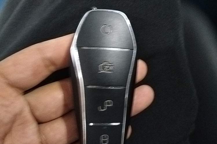 Used BYD Dolphin 2025 Smart Drive Version 420 km Freedom Edition
