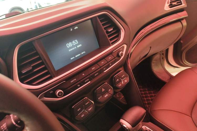 Used GAC Trumpchi GS4 2017 235T Automatic Two-Wheel Drive Luxury Smart Connectivity Version